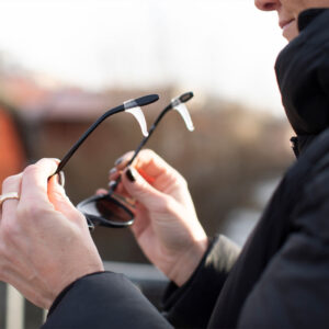 Glidebeskyttelse - Holder brillerne på plads
