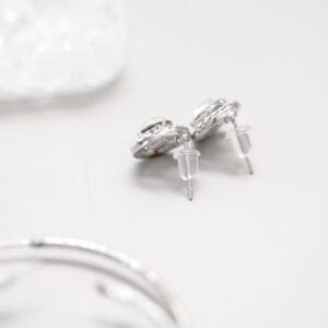 Dutter til øreringe