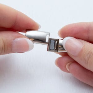 Magnetisk lås til snørebånd