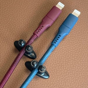 Ledningsholder til bilen